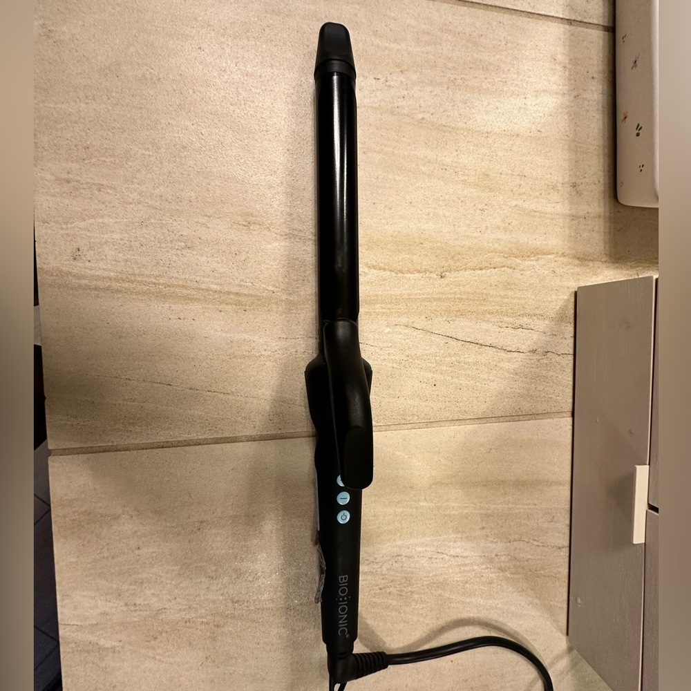 Black Curling Iron